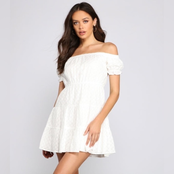 NEW | WINDSOR | Off The Shoulder Eyelet Skater Dress | Size Large - Picture 2 of 15